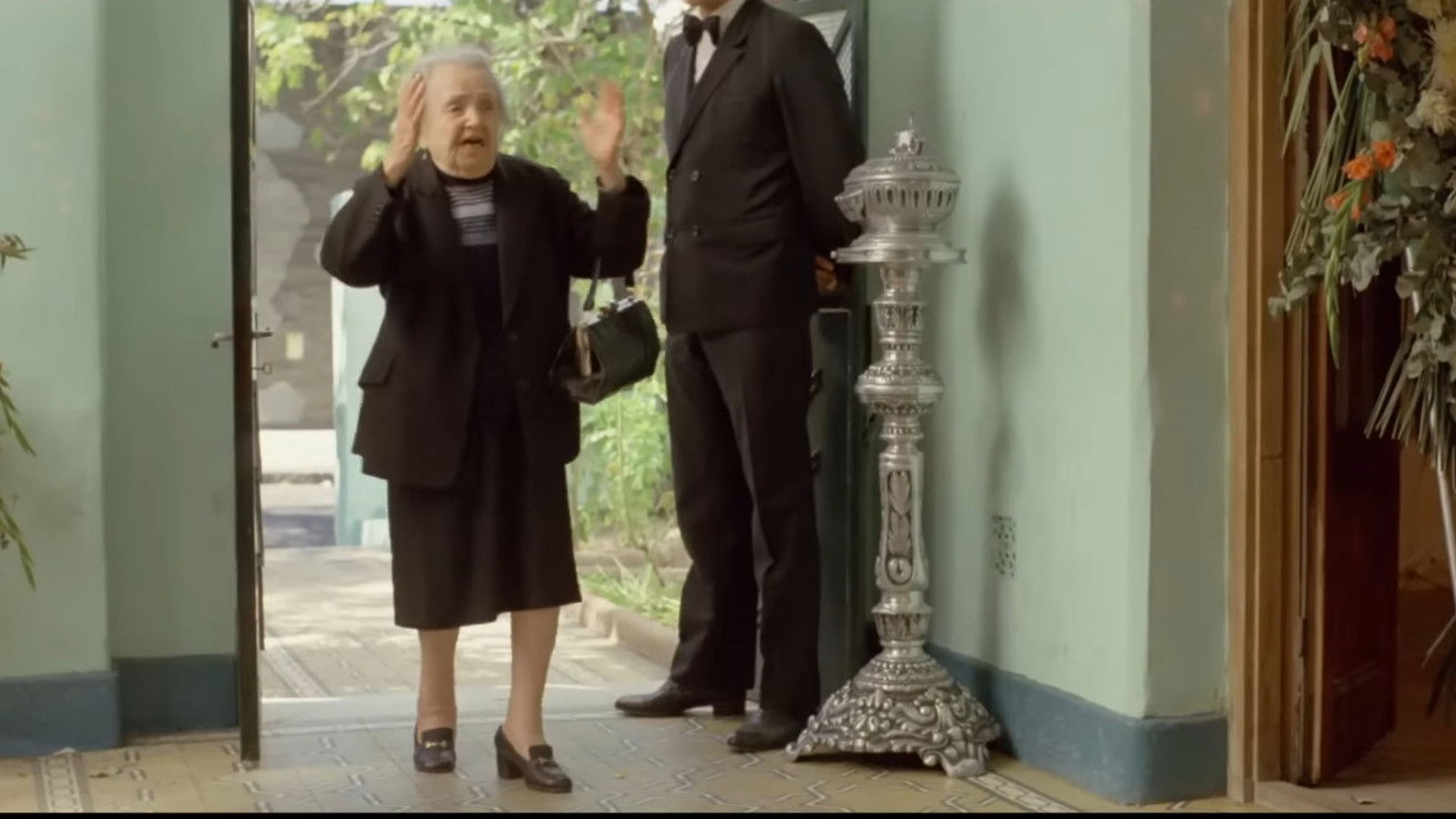 Angelita Pardo en Esperando la carroza (1985)