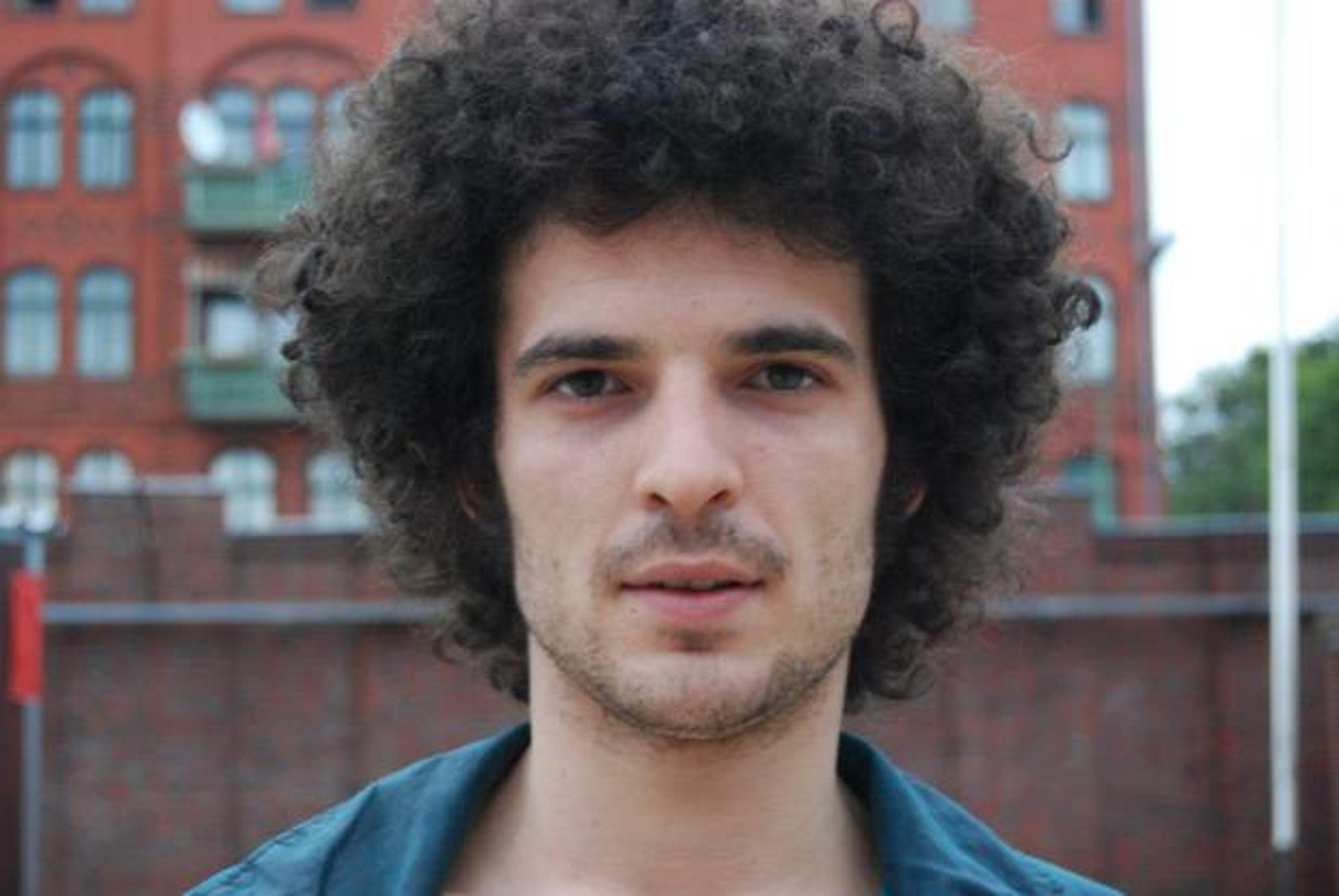 Julián Tello