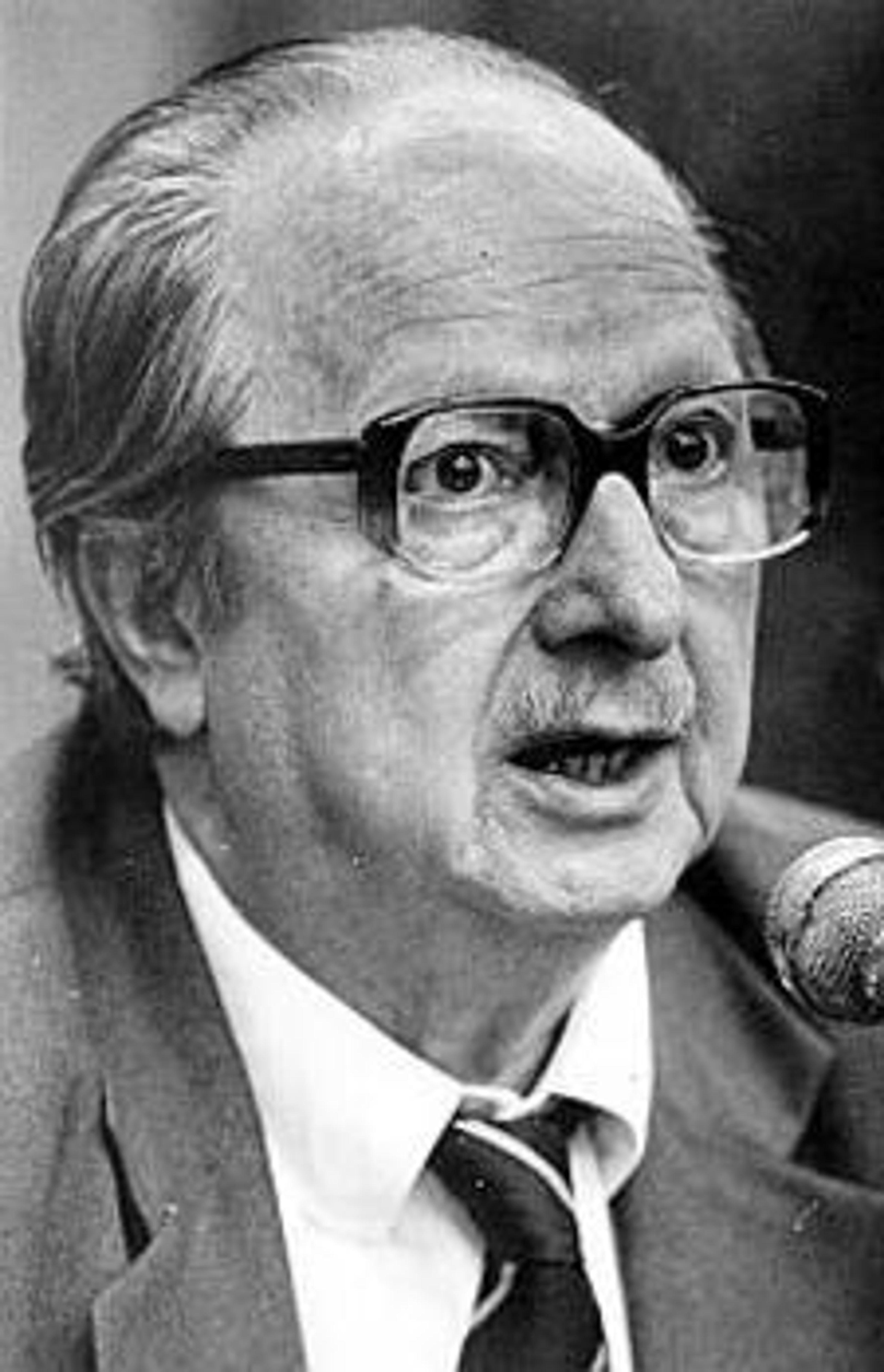 Gregorio Selser