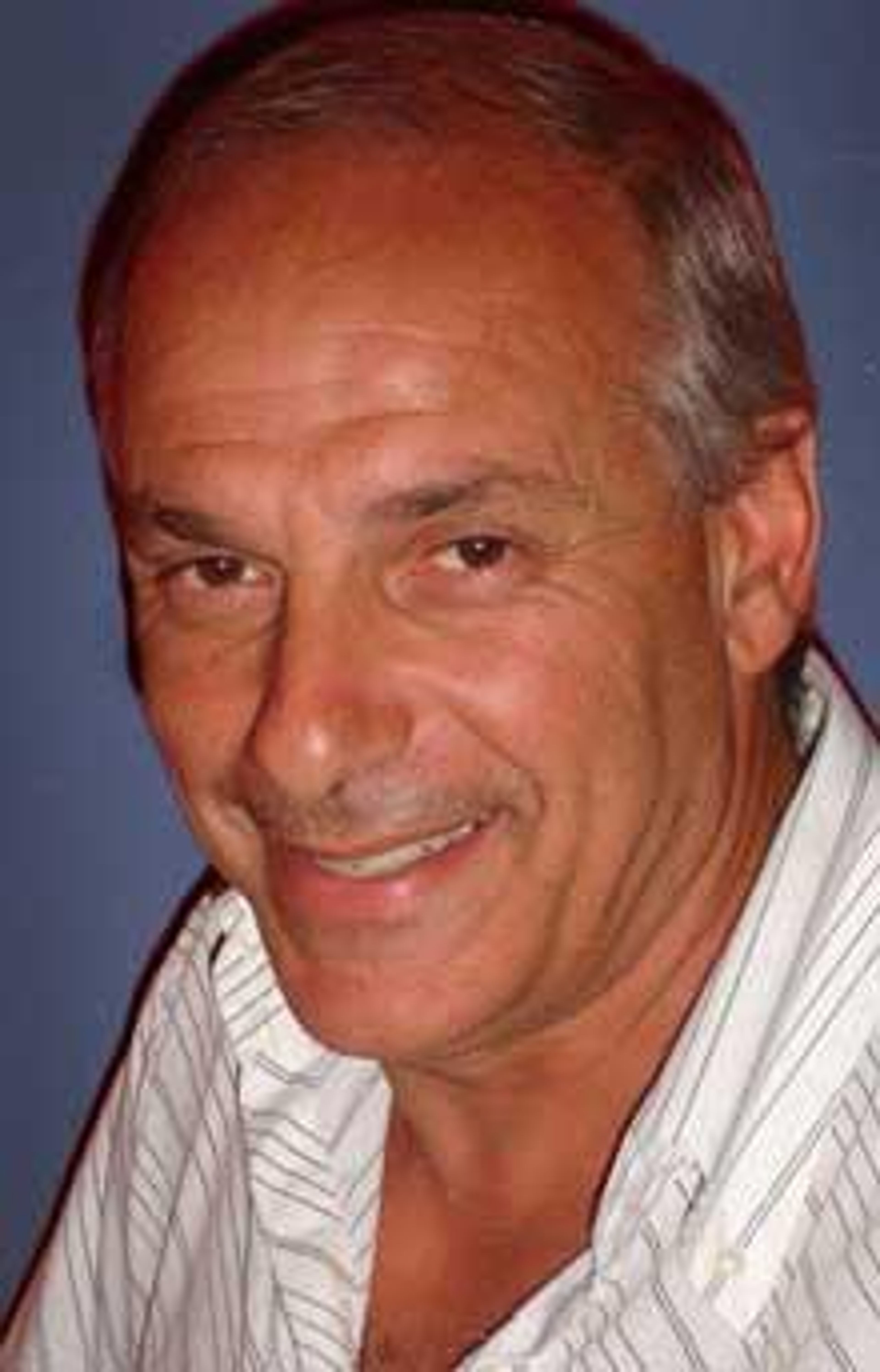 Adolfo Yanelli