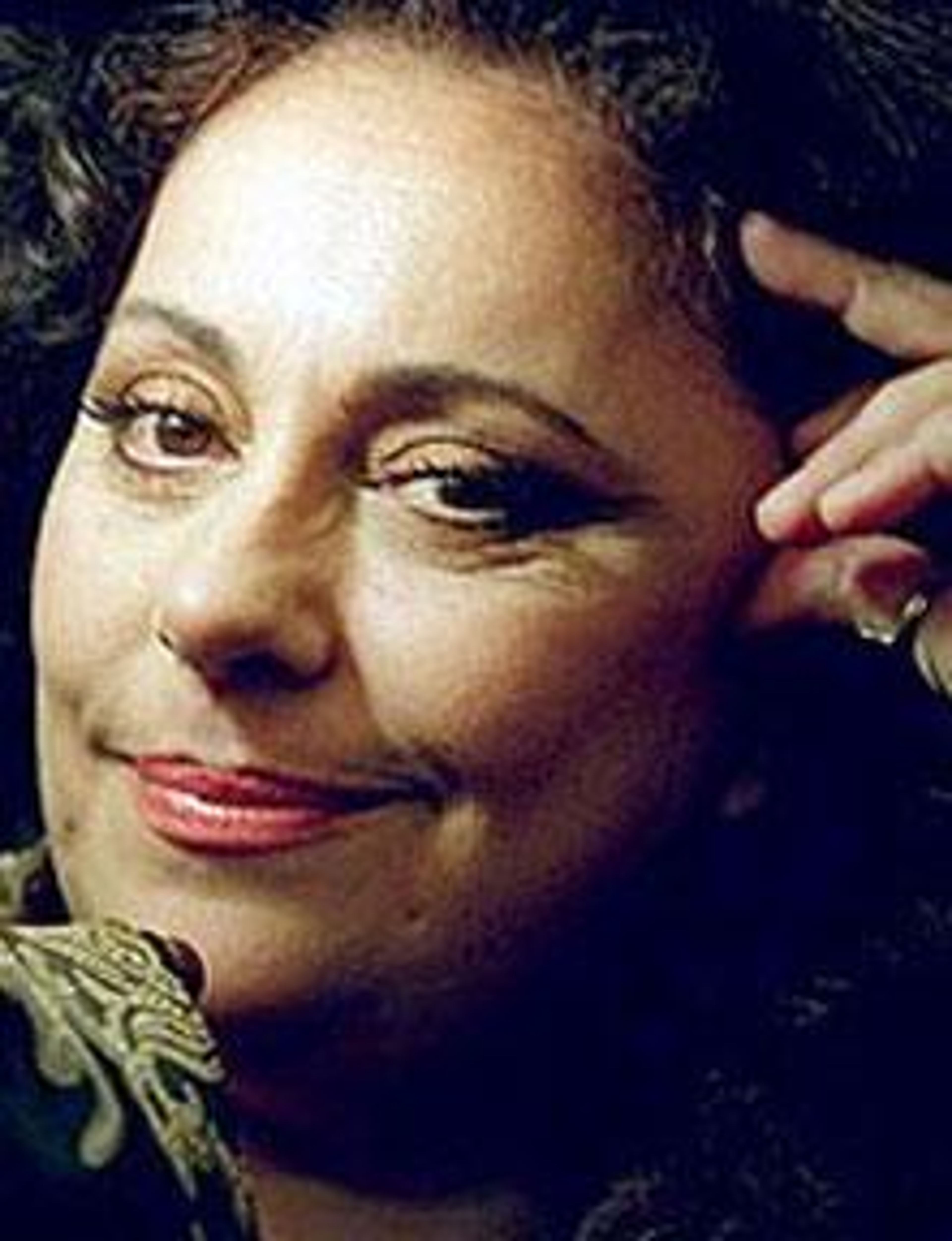 Alicia Bruzzo