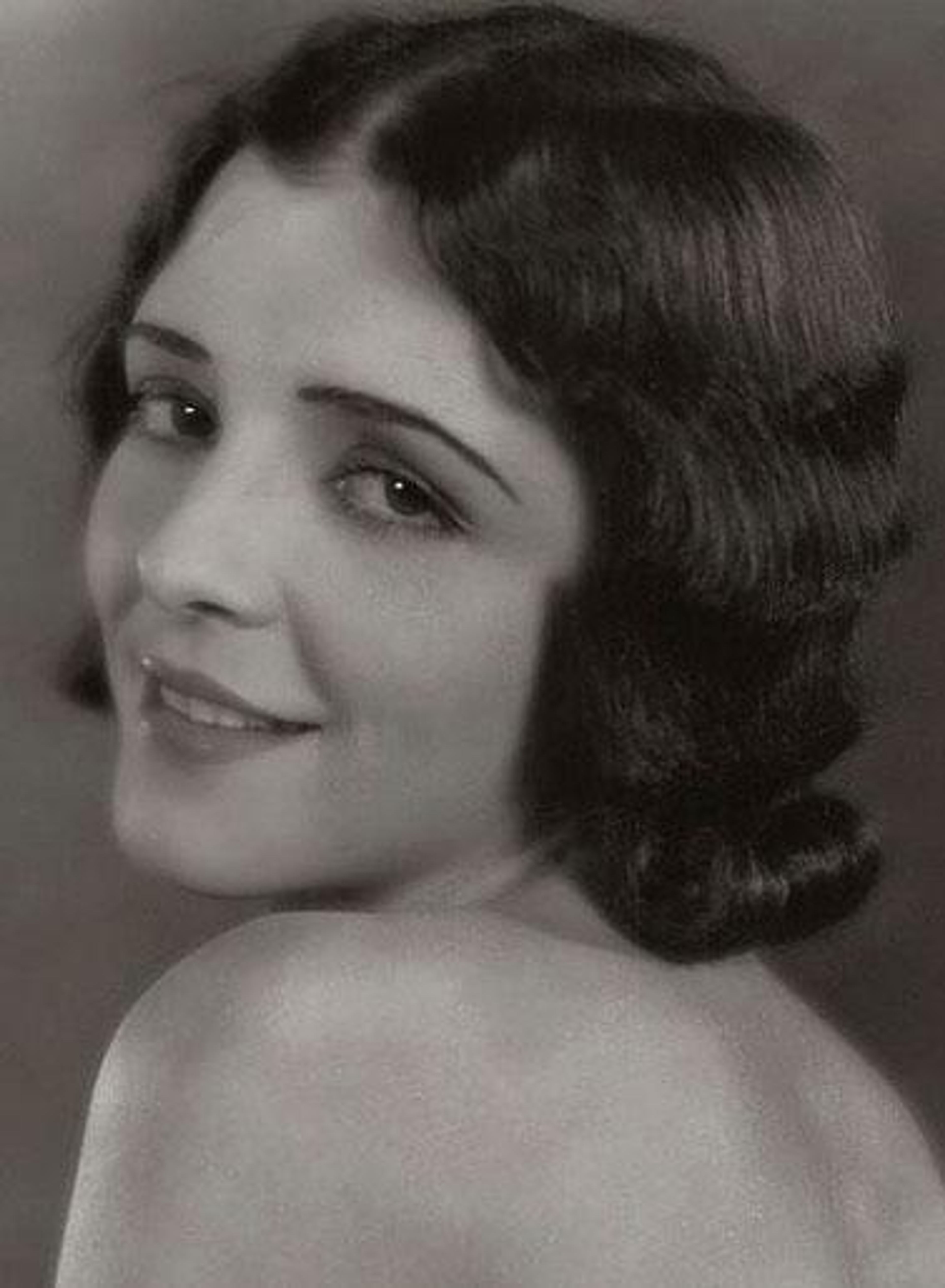 Mona Maris