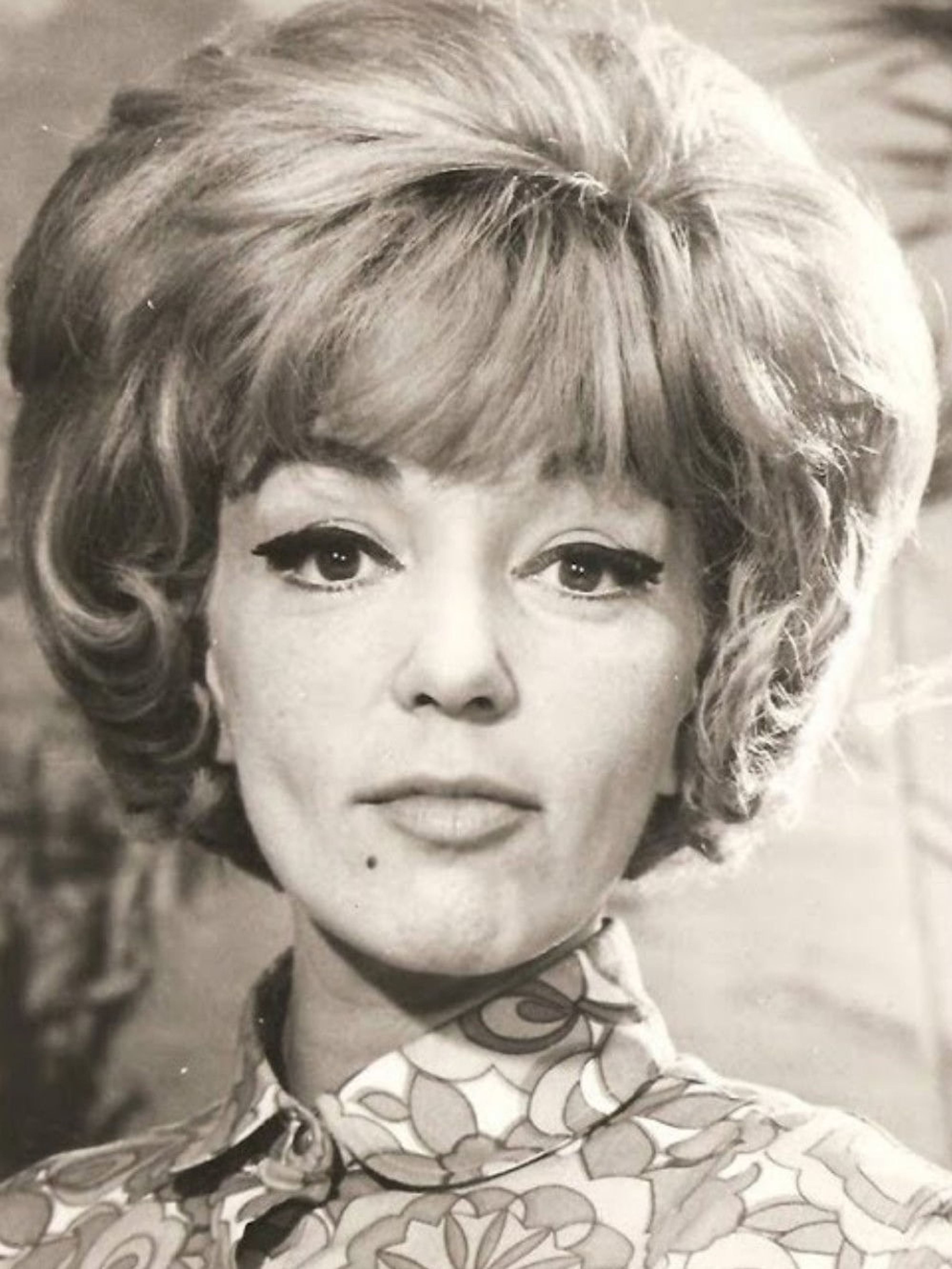 Elena Cruz