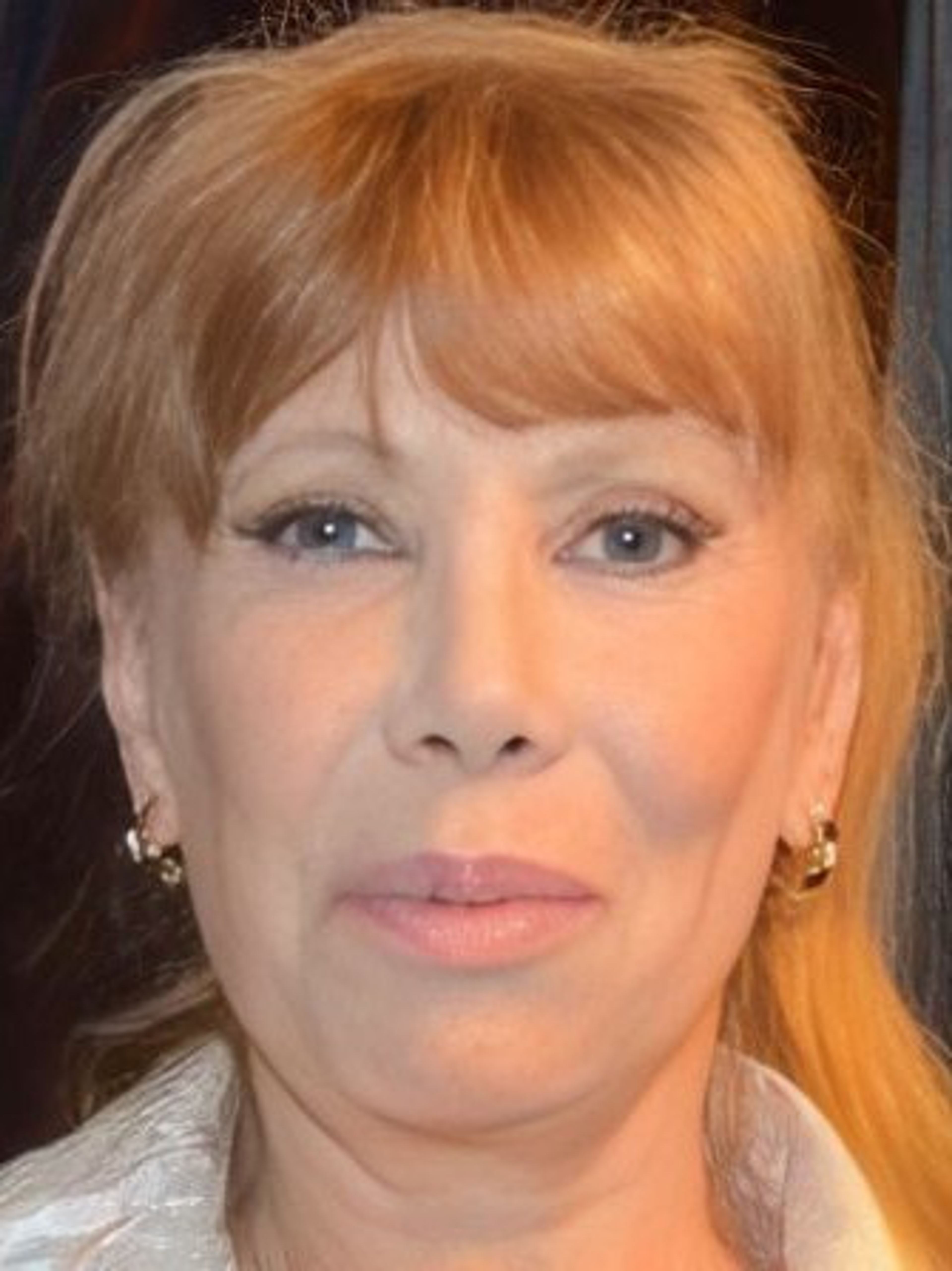 Elizabeth Aidil